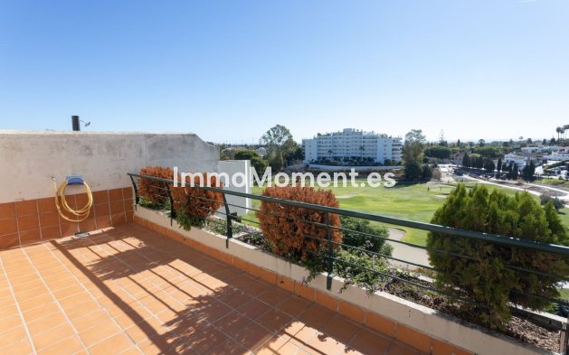 Resale - Apartment - Marbella - Guadalmina Alta