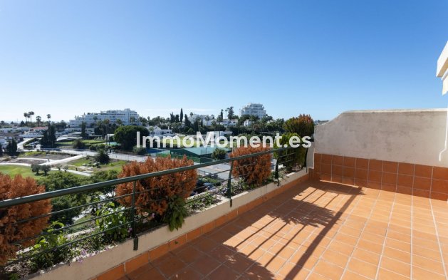 Resale - Apartment - Marbella - Guadalmina Alta