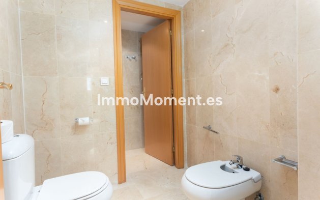 Resale - Apartment - Marbella - Guadalmina Alta