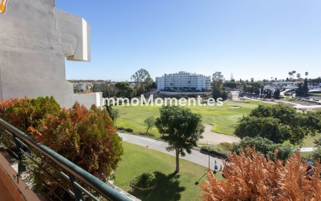 Resale - Apartment - Marbella - Guadalmina Alta