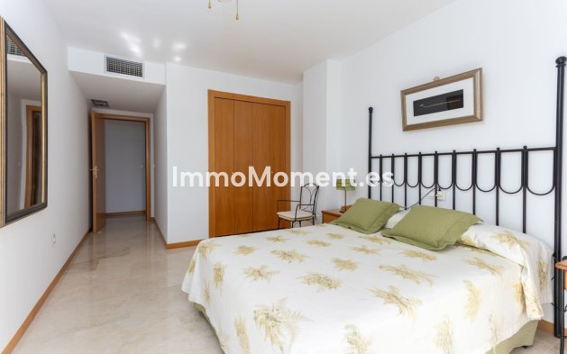 Resale - Apartment - Marbella - Guadalmina Alta