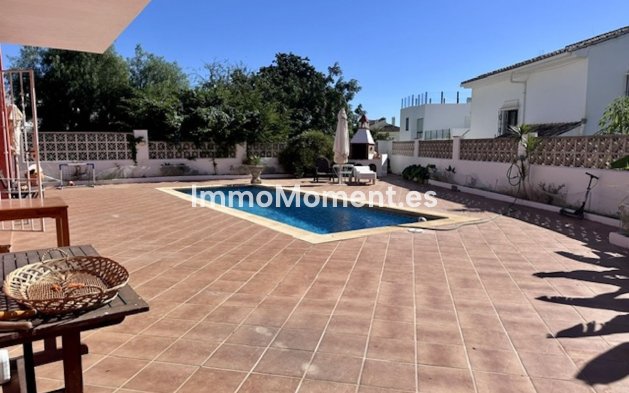 Wiederverkauf - Freistehende Villa - Marbella - Marbella Centro