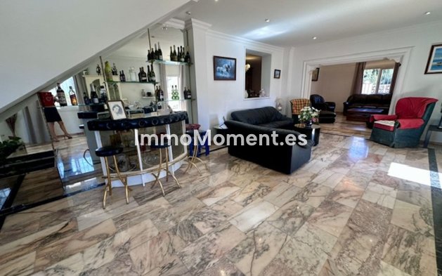 Wiederverkauf - Freistehende Villa - Marbella - Marbella Centro