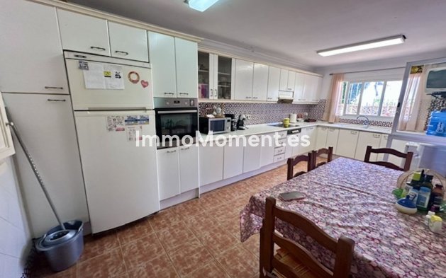 Wiederverkauf - Freistehende Villa - Marbella - Marbella Centro