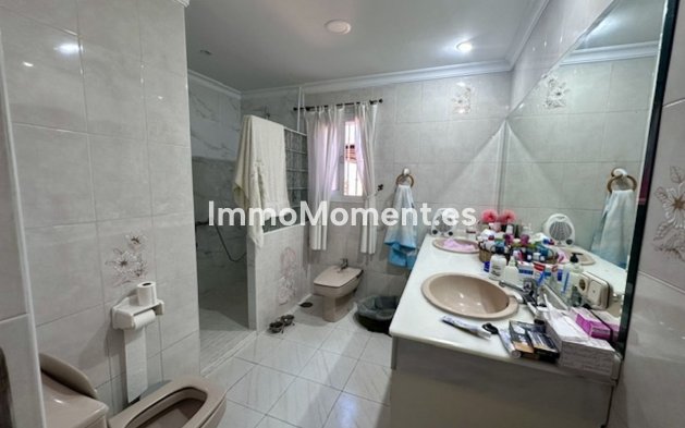 Wiederverkauf - Freistehende Villa - Marbella - Marbella Centro