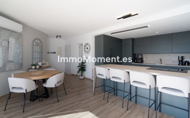 Resale - Detached villa - Benalmadena - Benalmadena Costa