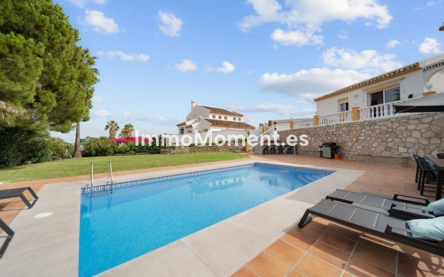 Resale - Detached villa - Benalmadena - Benalmadena Costa
