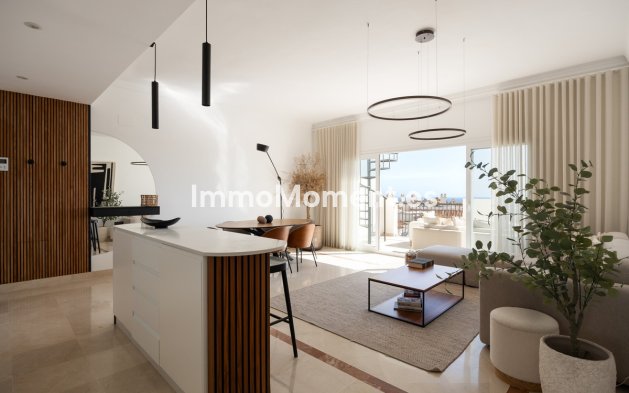 Resale - Apartment - Benahavís - Benahavís Centro