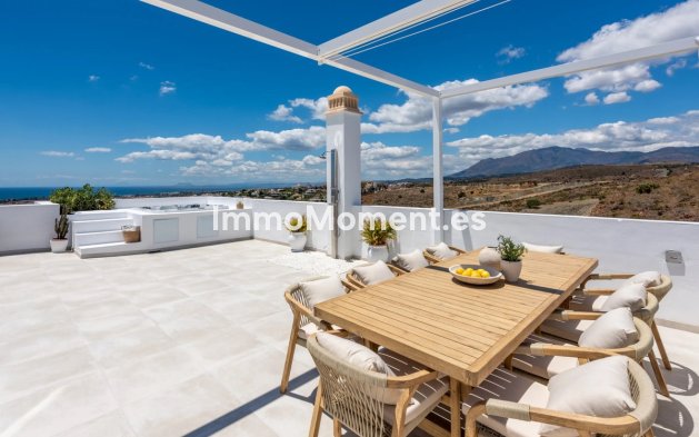 Resale - Apartment - Benahavís - Benahavís Centro