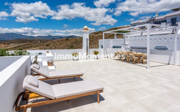 Resale - Apartment - Benahavís - Benahavís Centro