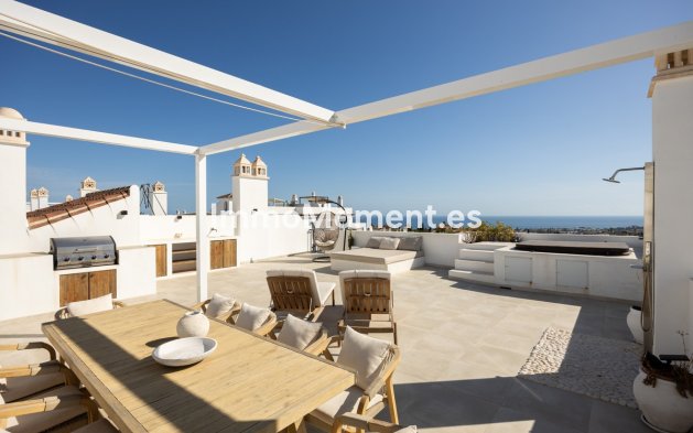 Resale - Apartment - Benahavís - Benahavís Centro