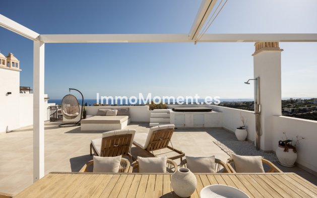 Resale - Apartment - Benahavís - Benahavís Centro