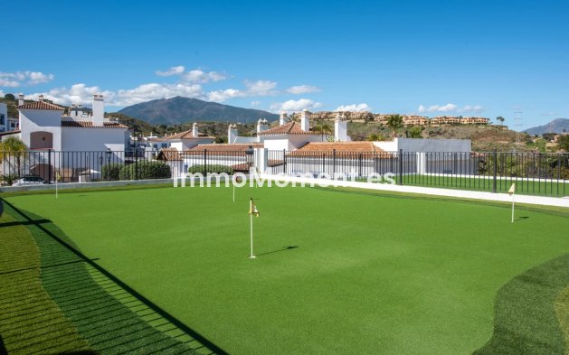 Resale - Apartment - Benahavís - Benahavís Centro