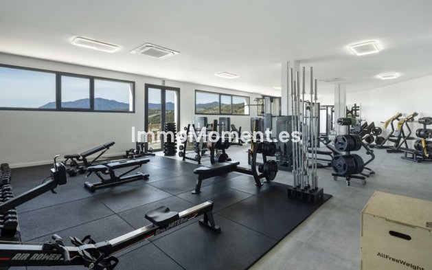 Resale - Apartment - Benahavís - Benahavís Centro