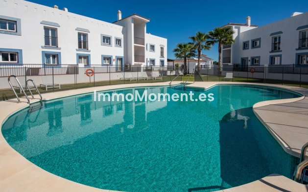 Resale - Apartment - Benahavís - Benahavís Centro