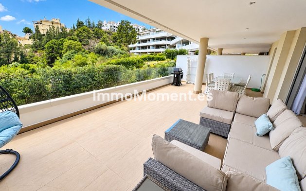 Resale - Apartment - Benahavís - Benahavís Centro