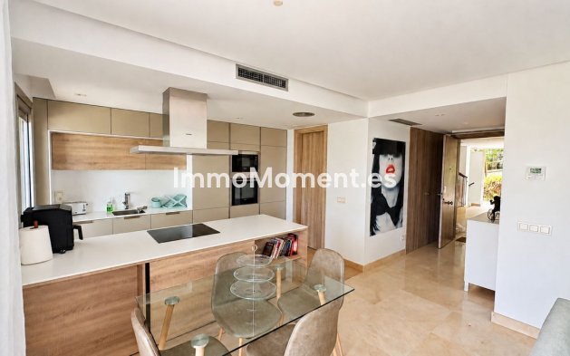 Resale - Apartment - Benahavís - Benahavís Centro
