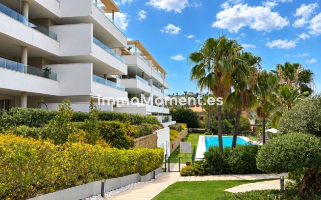 Resale - Apartment - Benahavís - Benahavís Centro