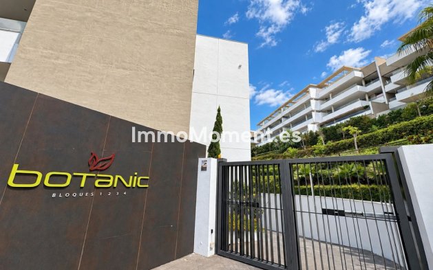 Resale - Apartment - Benahavís - Benahavís Centro