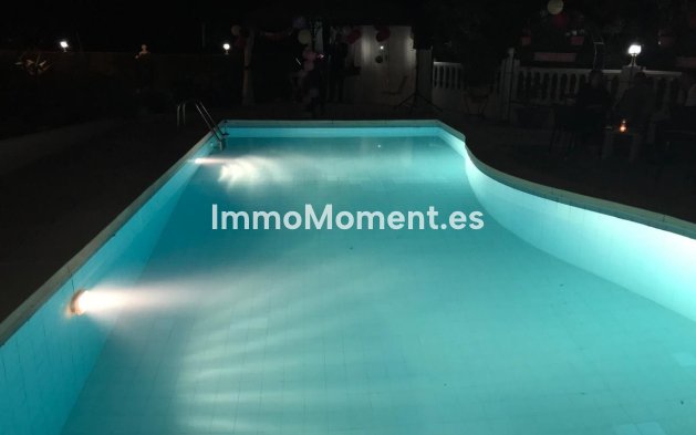 Resale - Detached villa - Fuengirola - Torreblanca