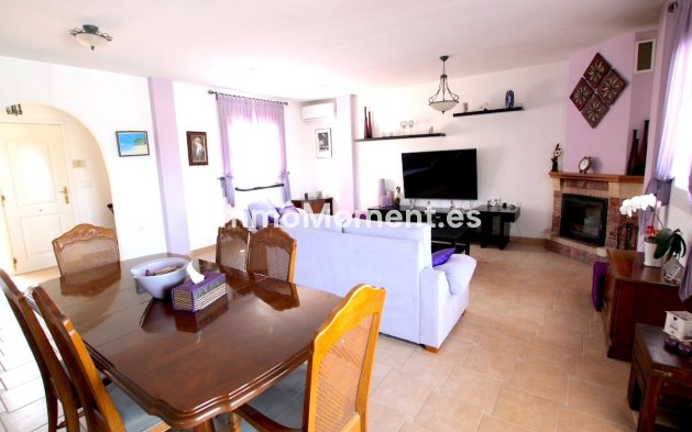 Bestaande woning - Vrijstaande villa - Algorfa - Algorfa Centro