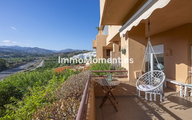 Resale - Apartment - Estepona - Cancelada