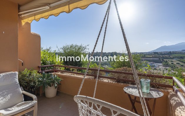 Resale - Apartment - Estepona - Cancelada