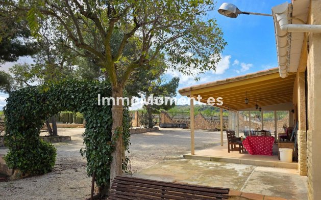 Resale - Country house - Yecla - Yecla Centro