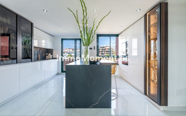 Bestaande woning - Appartement - Estepona  - Cancelada