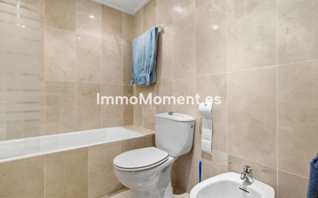 Revente - Appartement - Estepona  - Estepona Centro