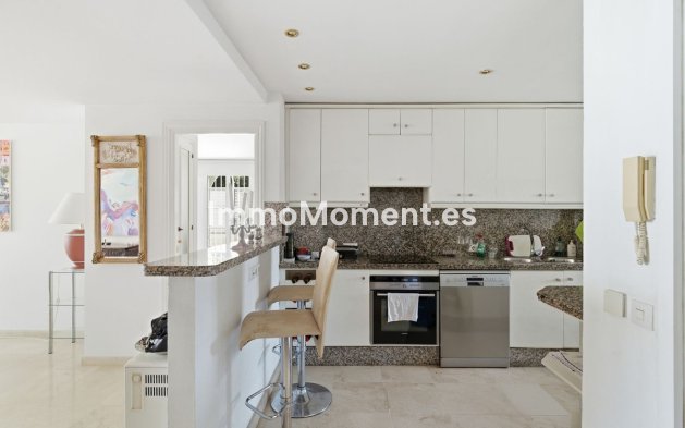 Revente - Appartement - Estepona  - Estepona Centro
