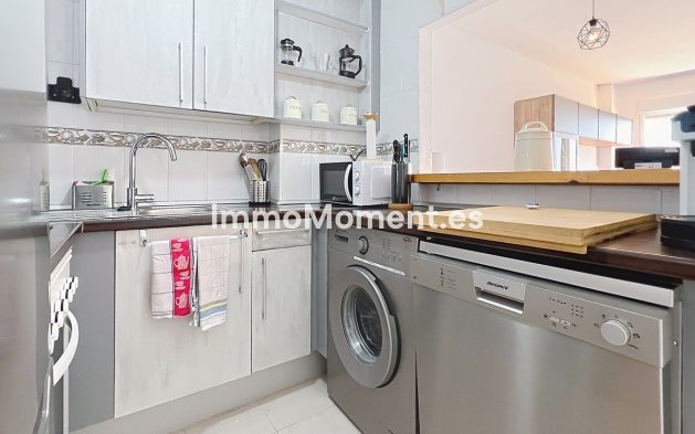 Resale - Apartment - Casares - Doña Julia
