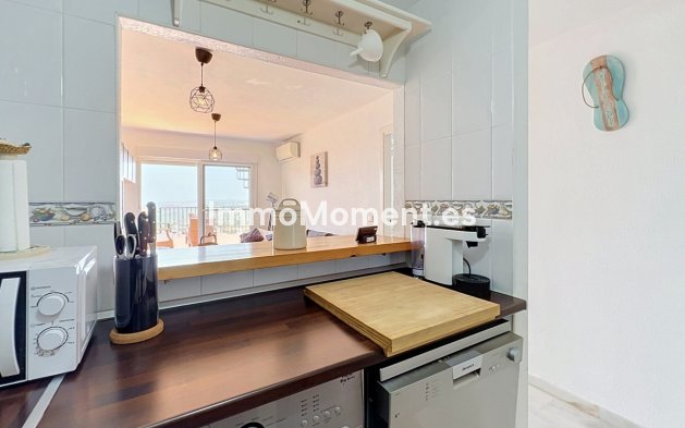 Resale - Apartment - Casares - Doña Julia
