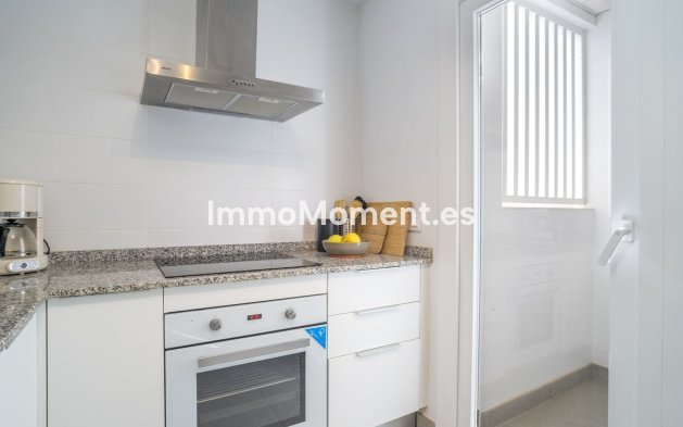 Wiederverkauf - Wohnung - Estepona  - Estepona Centro