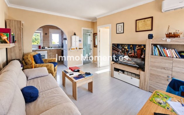 Resale - Apartment - Manilva - La Duquesa