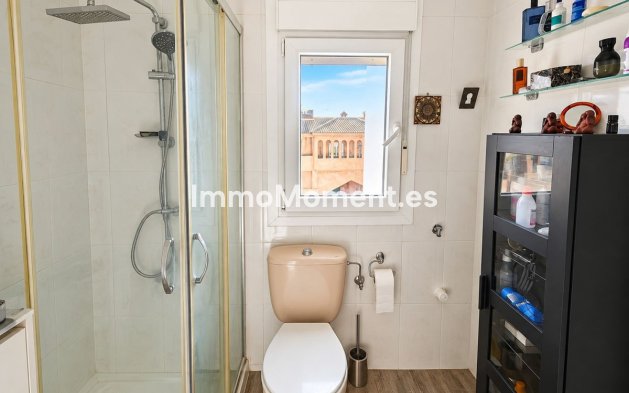 Resale - Apartment - Manilva - La Duquesa