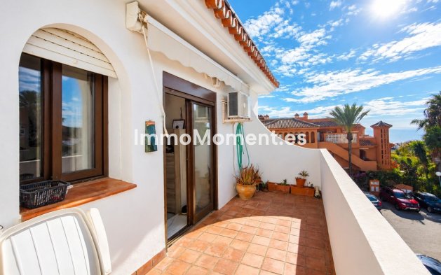 Resale - Apartment - Manilva - La Duquesa