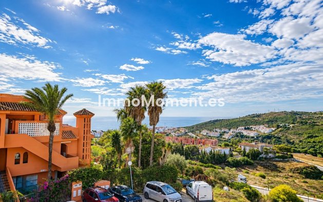 Resale - Apartment - Manilva - La Duquesa