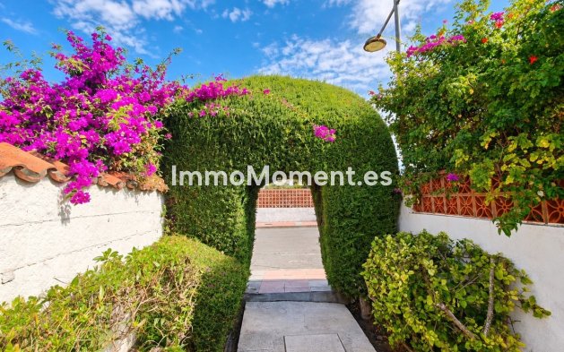 Resale - Apartment - Manilva - La Duquesa