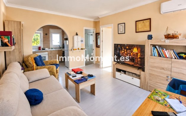 Resale - Apartment - Manilva - La Duquesa