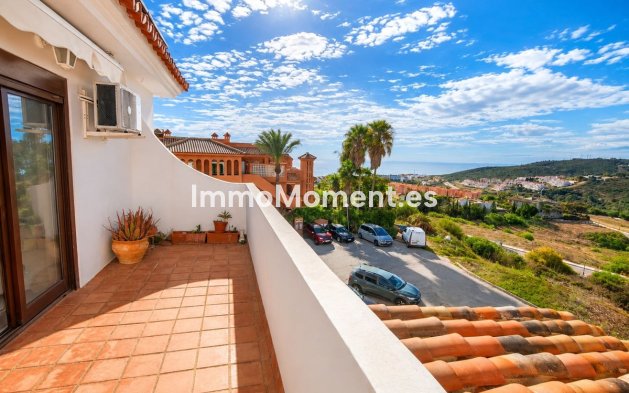 Resale - Apartment - Manilva - La Duquesa