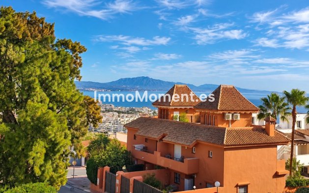 Resale - Apartment - Manilva - La Duquesa