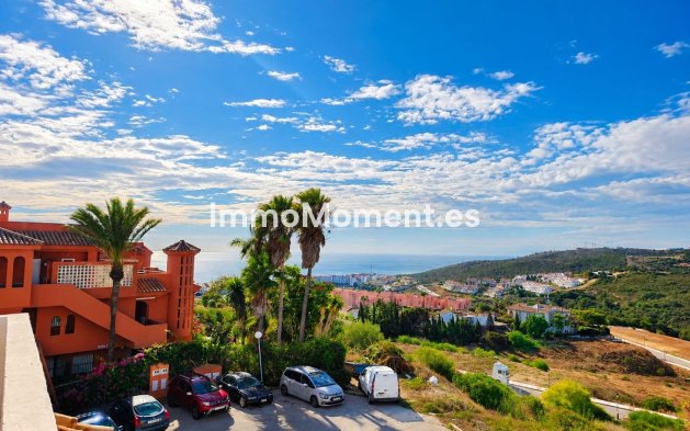 Resale - Apartment - Manilva - La Duquesa