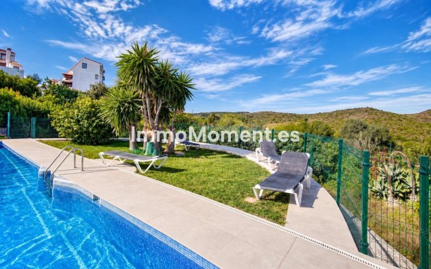 Resale - Apartment - Manilva - La Duquesa