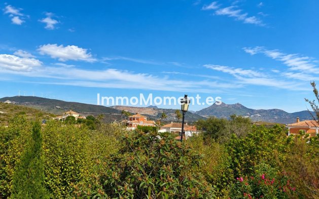 Resale - Apartment - Manilva - La Duquesa