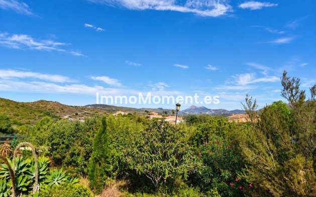 Resale - Apartment - Manilva - La Duquesa