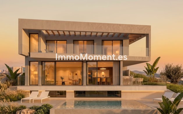 Obra nueva - Villa independiente - Estepona  - Estepona