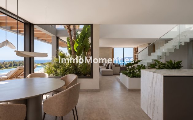 Obra nueva - Villa independiente - Estepona  - Estepona