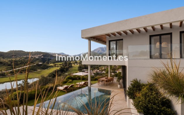 New Build - Detached villa - Estepona