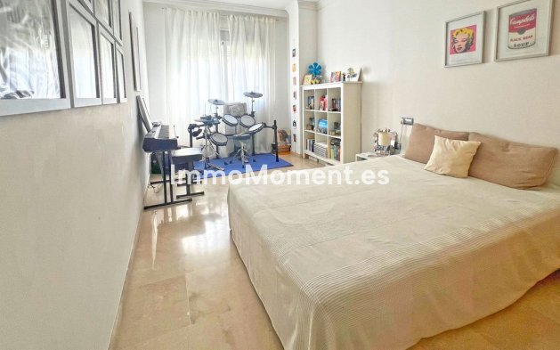 Resale - Apartment - Marbella - Marbella Centro